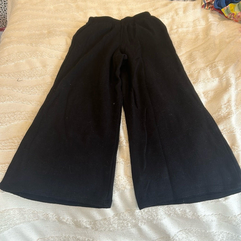 Love Ady Cropped Sweatpants